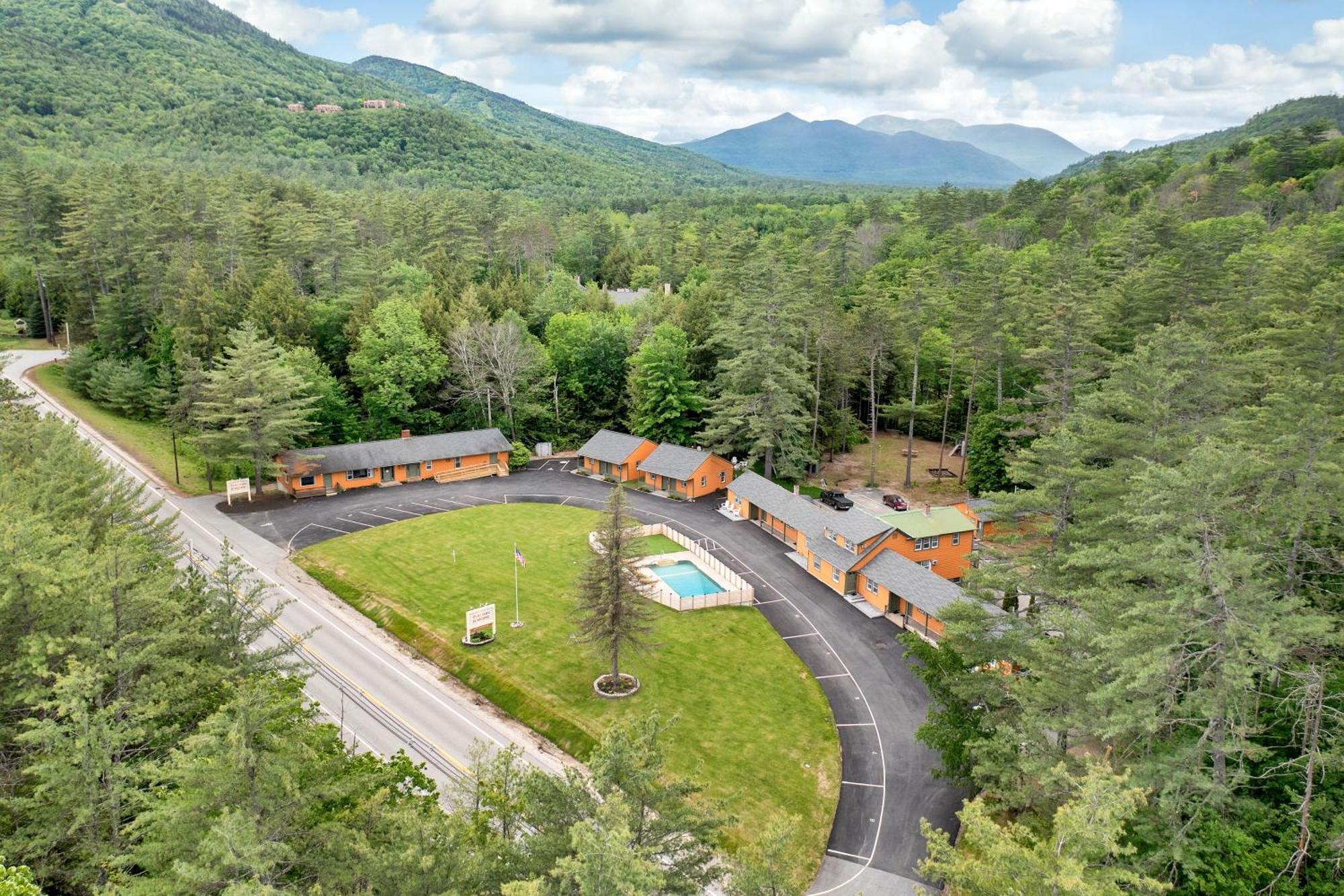 The Inn & More Bartlett Exterior photo